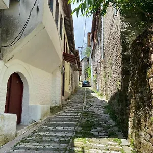 Lula , Gjirokastër Albanie